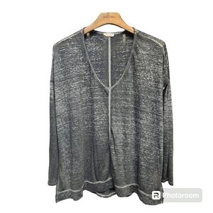 Anthropologie Maronie Grey Burnout Slub Sleeve V-Neck Top Split Side Sz. S